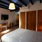 Hotell Hospederia 3*