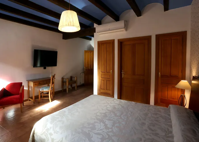 Hotell Hospederia 3*